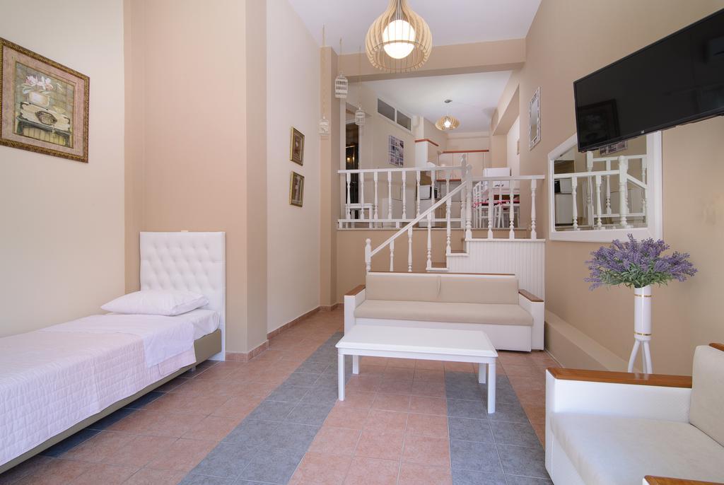 Family Inn Apartments&suites Neos Marmaras Extérieur photo